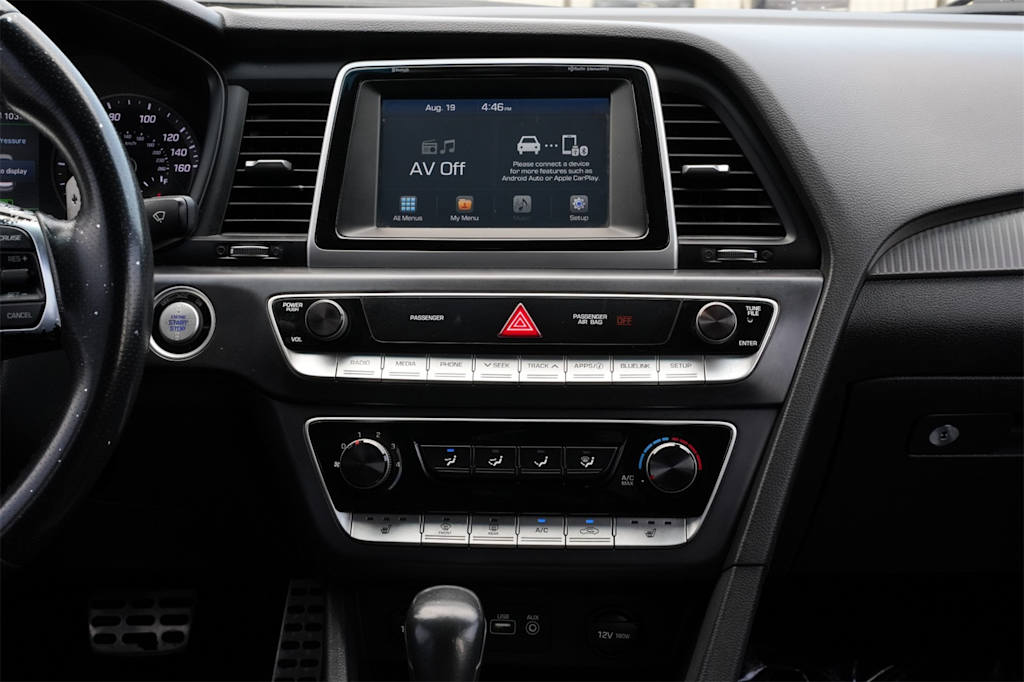 Thumbnail: 2018 Hyundai Sonata - 16