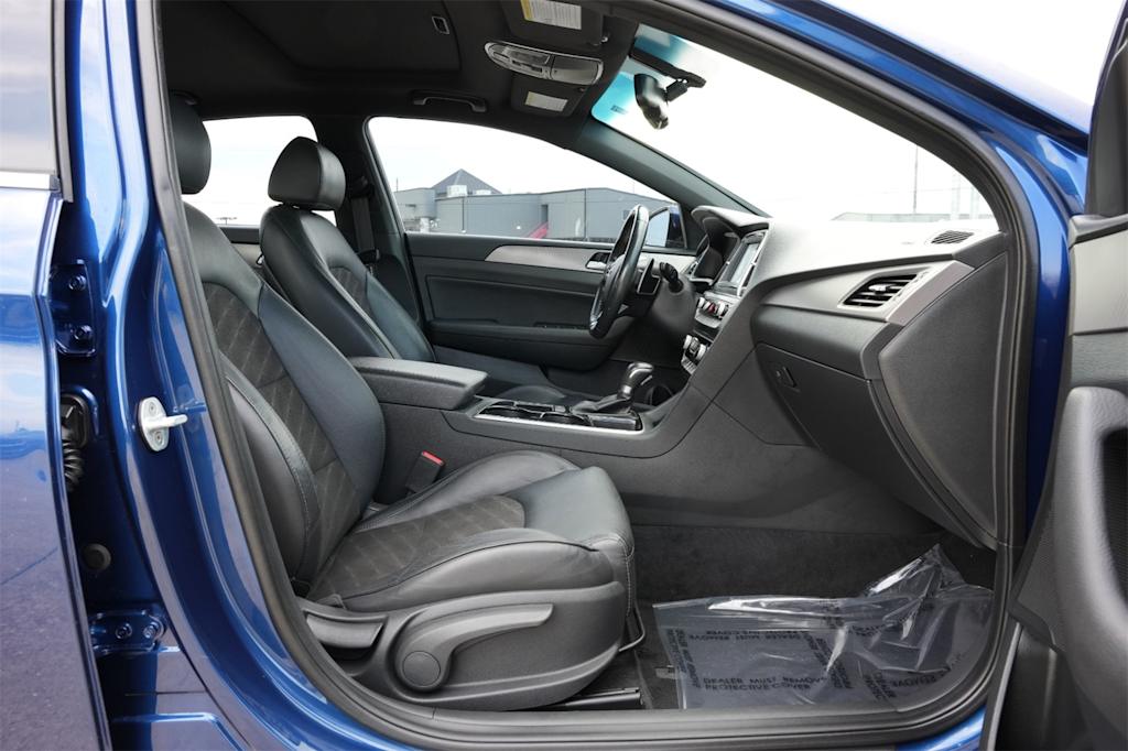 Thumbnail: 2018 Hyundai Sonata - 12