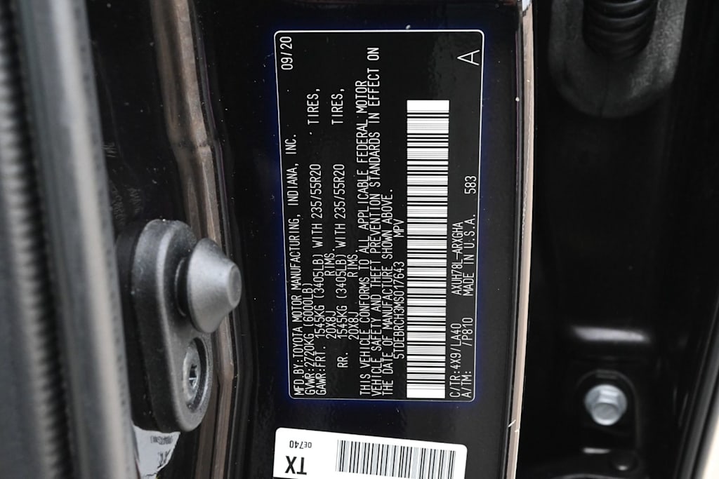 Thumbnail: 2021 Toyota Highlander - 18