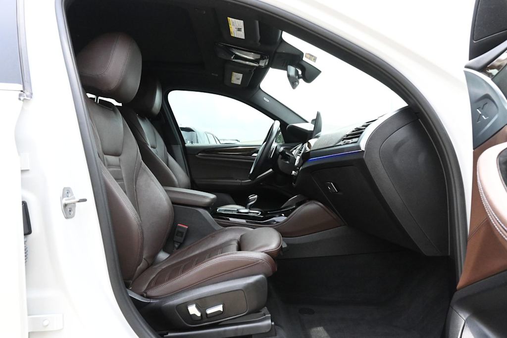 Thumbnail: 2022 BMW X4 - 11