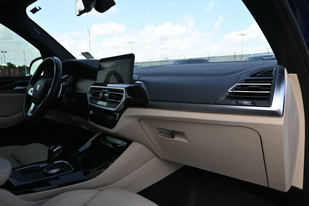 Thumbnail: 2022 BMW X3 - 14