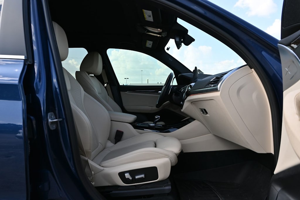 Thumbnail: 2022 BMW X3 - 11