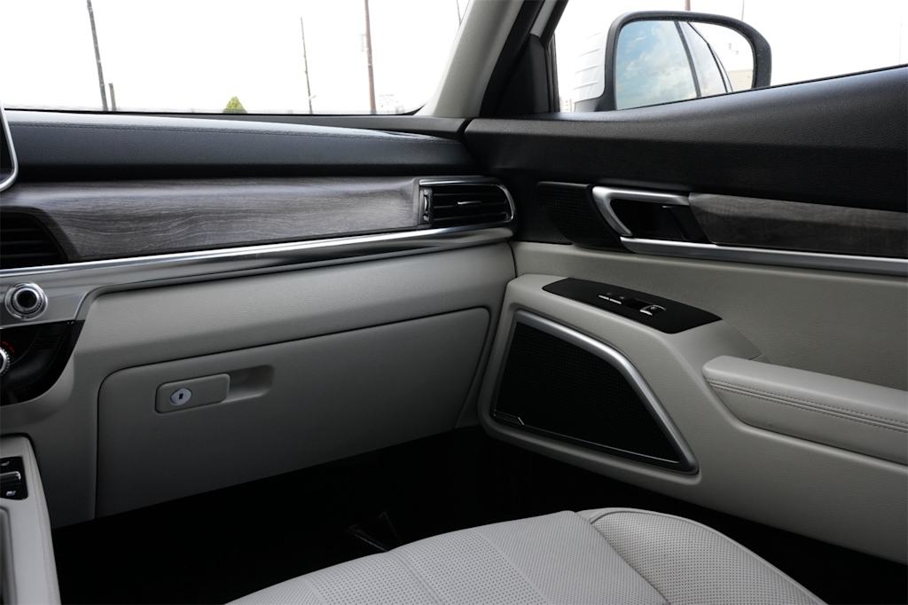 Thumbnail: 2020 Kia Telluride - 21