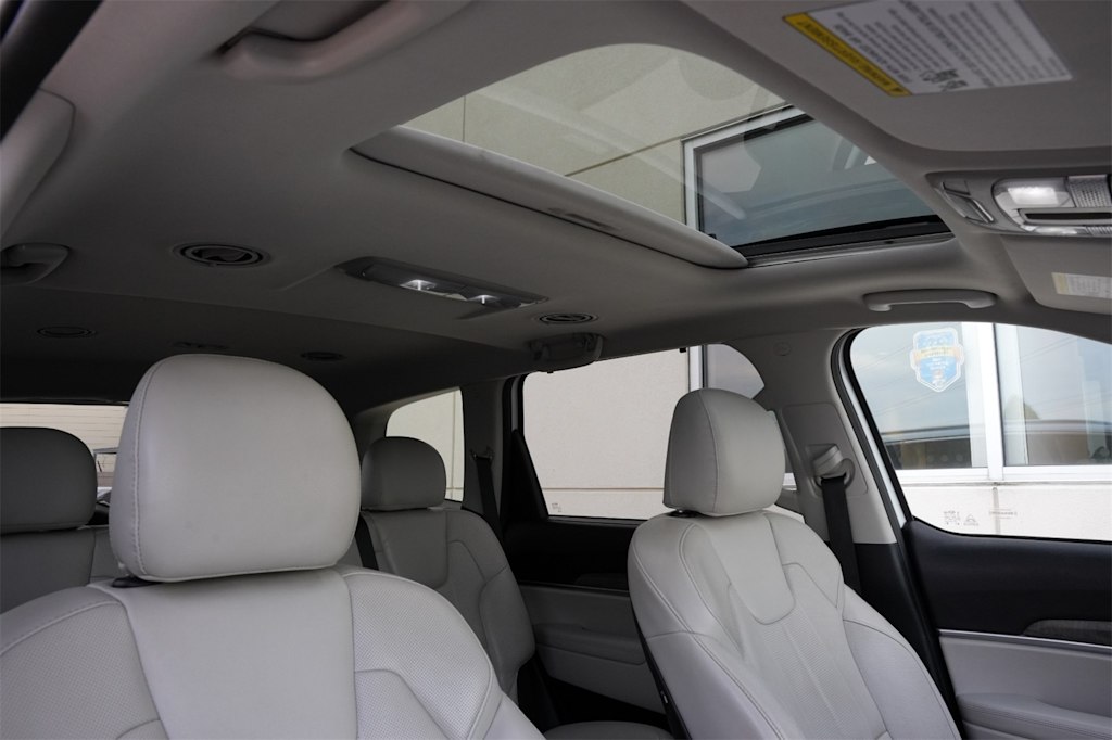 Thumbnail: 2020 Kia Telluride - 28