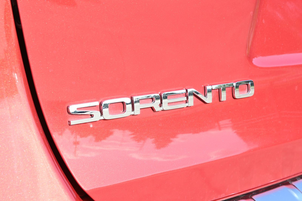 Thumbnail: 2017 Kia Sorento - 7