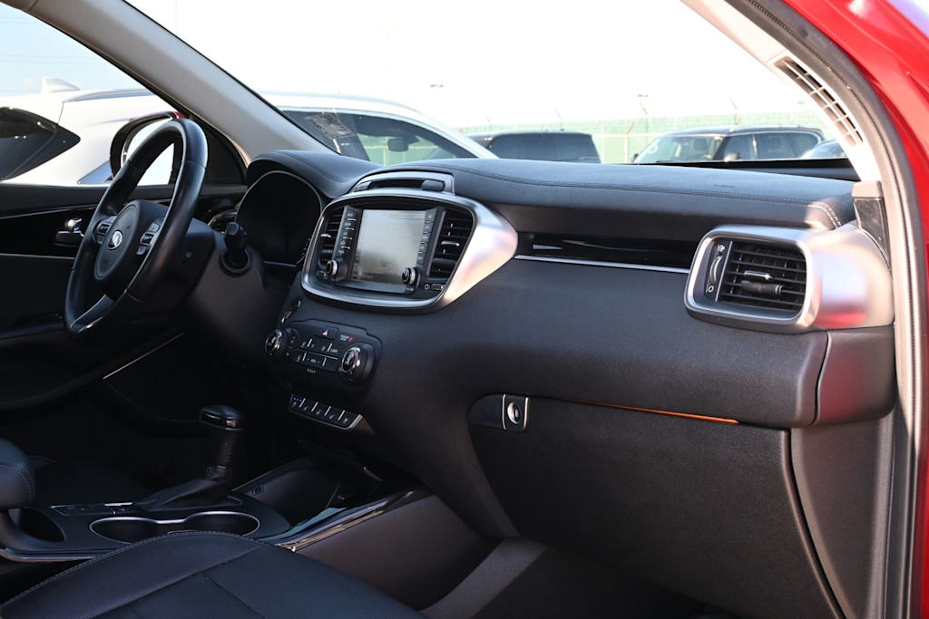 Thumbnail: 2017 Kia Sorento - 14
