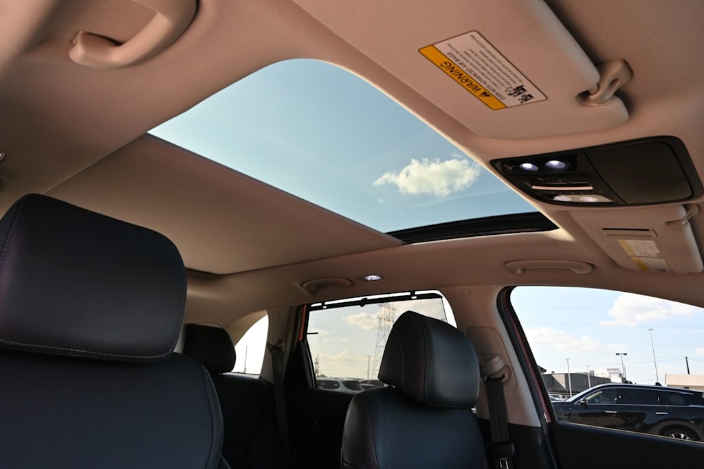 Thumbnail: 2017 Kia Sorento - 27