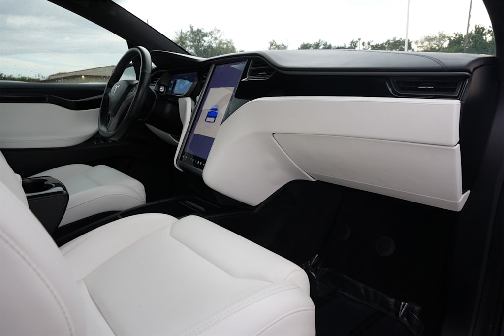 Thumbnail: 2019 Tesla Model X - 12