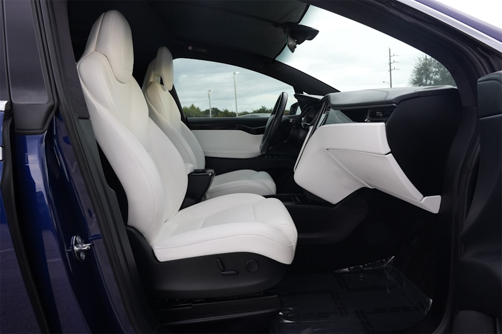 Thumbnail: 2019 Tesla Model X - 26