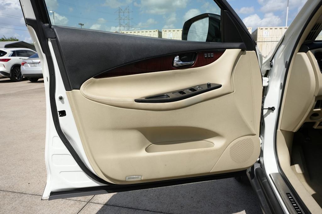 Thumbnail: 2016 INFINITI QX50 - 24