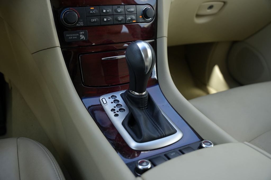 Thumbnail: 2016 INFINITI QX50 - 16