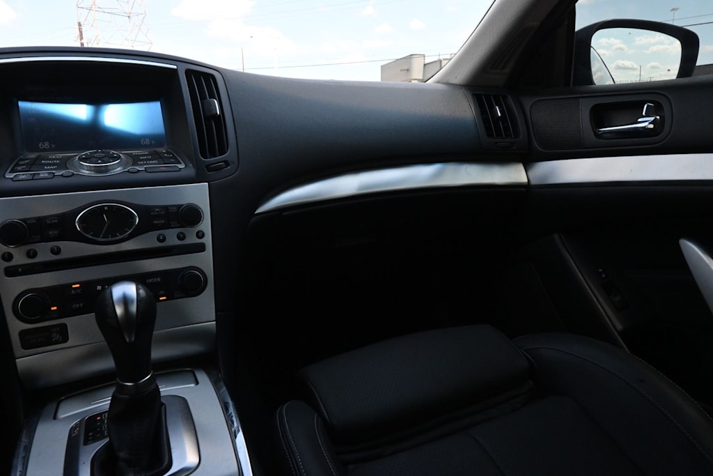 Thumbnail: 2014 INFINITI Q60 - 9