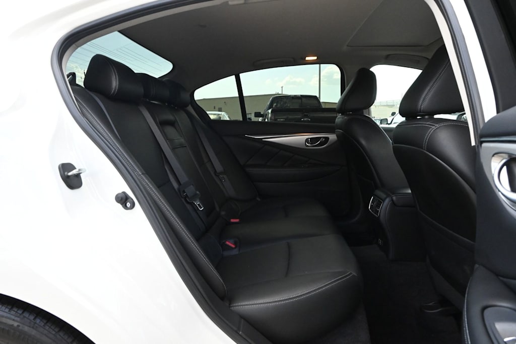 Thumbnail: 2023 INFINITI Q50 - 25