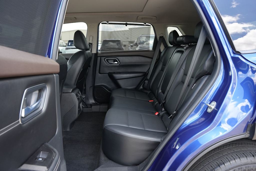 Thumbnail: 2021 Nissan Rogue - 12
