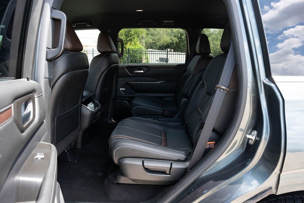 Thumbnail: 2025 Nissan Armada - 12