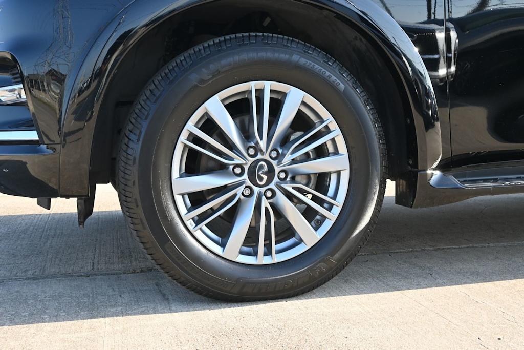 Thumbnail: 2022 INFINITI QX80 - 8