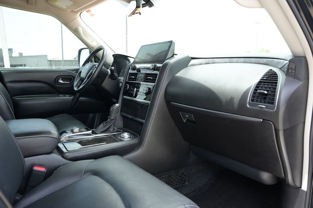 Thumbnail: 2022 INFINITI QX80 - 14