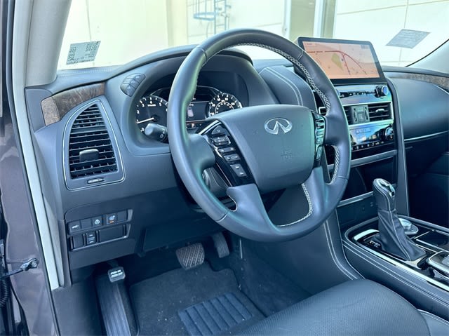 2023 INFINITI QX80 Luxe 15