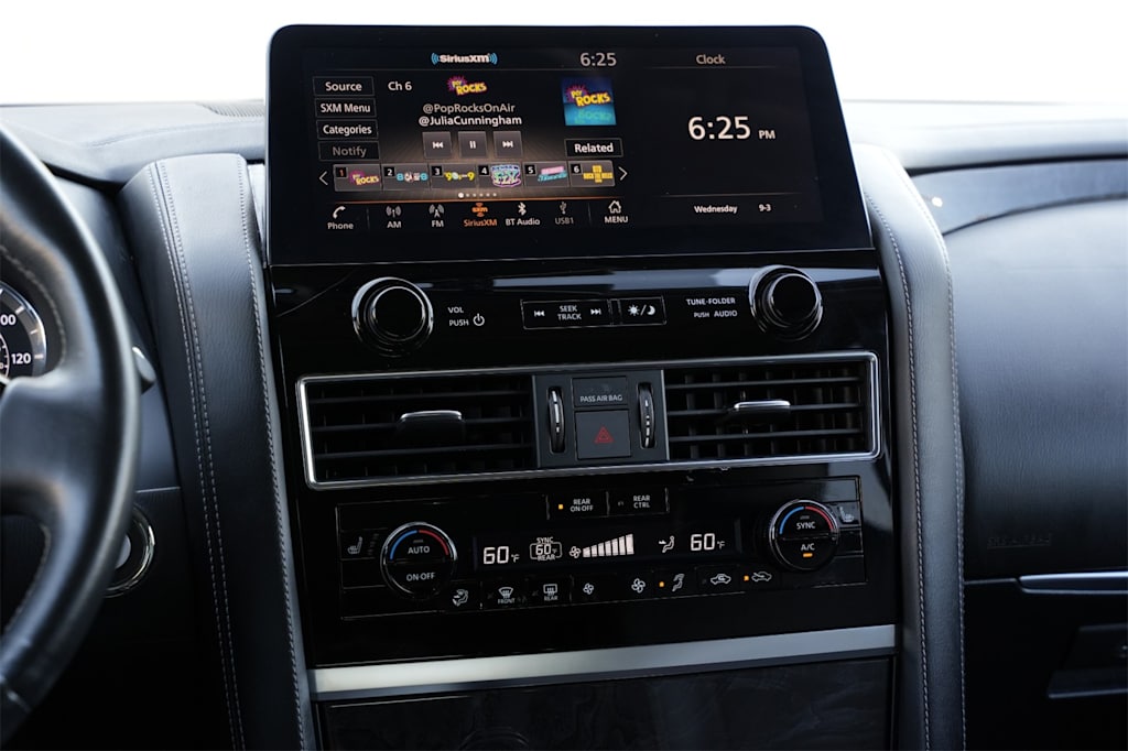 Thumbnail: 2022 INFINITI QX80 - 16