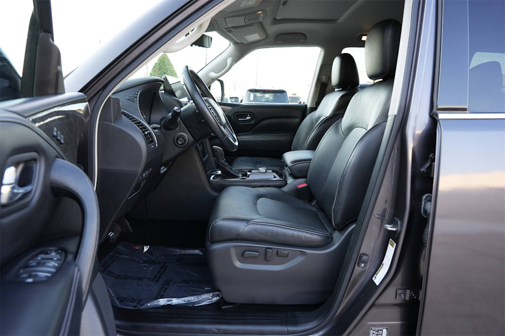 Thumbnail: 2022 INFINITI QX80 - 11