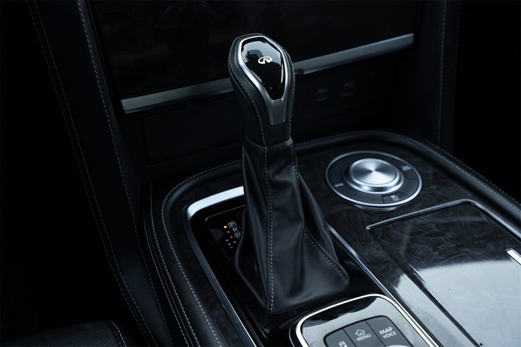 Thumbnail: 2022 INFINITI QX80 - 17