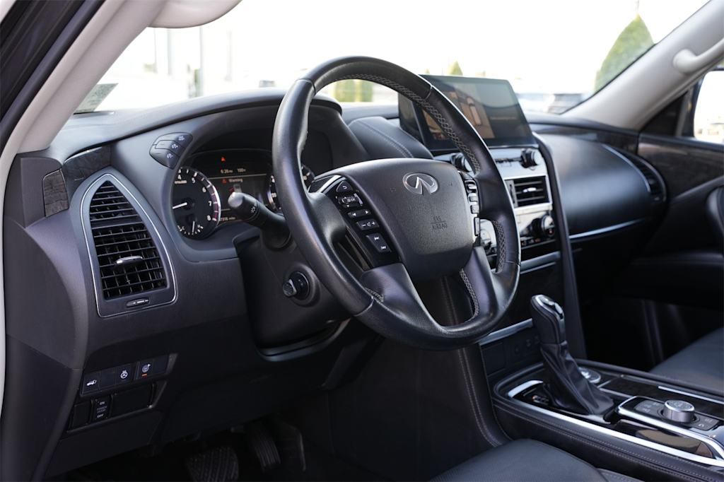 Thumbnail: 2022 INFINITI QX80 - 14