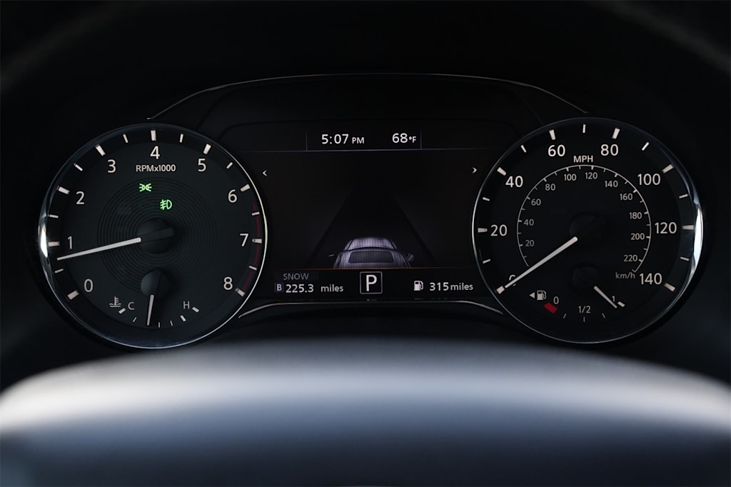 Thumbnail: 2022 INFINITI QX80 - 15