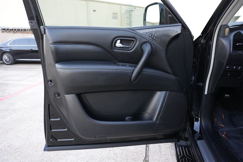 Thumbnail: 2022 INFINITI QX80 - 23