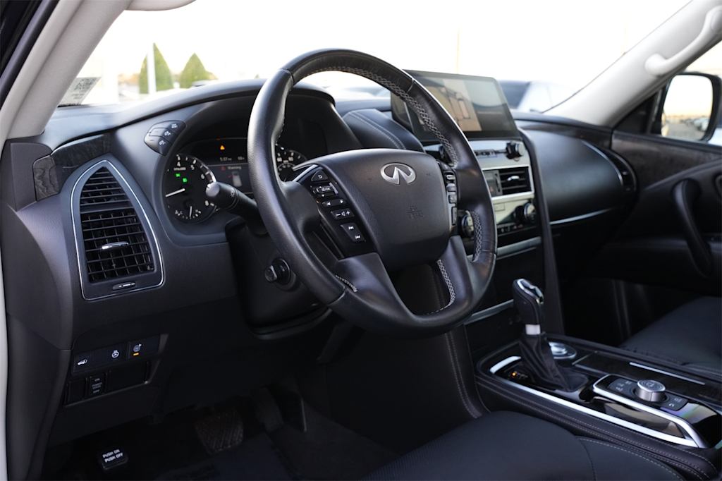 Thumbnail: 2022 INFINITI QX80 - 12