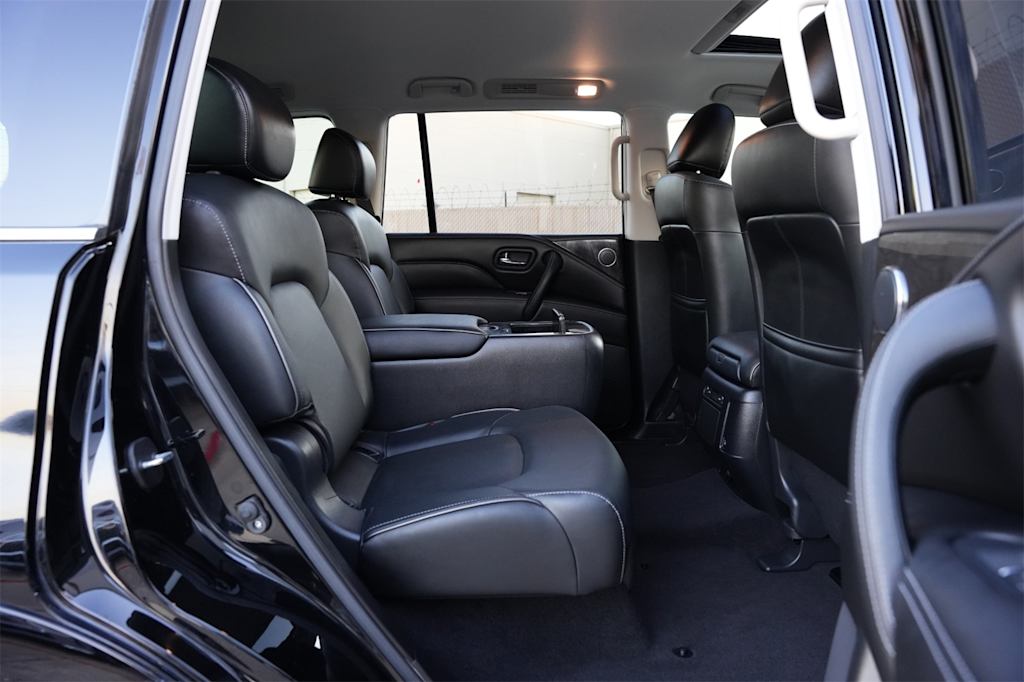 Thumbnail: 2022 INFINITI QX80 - 25