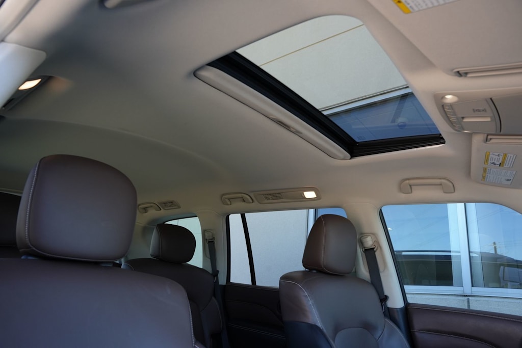 Thumbnail: 2022 INFINITI QX80 - 25