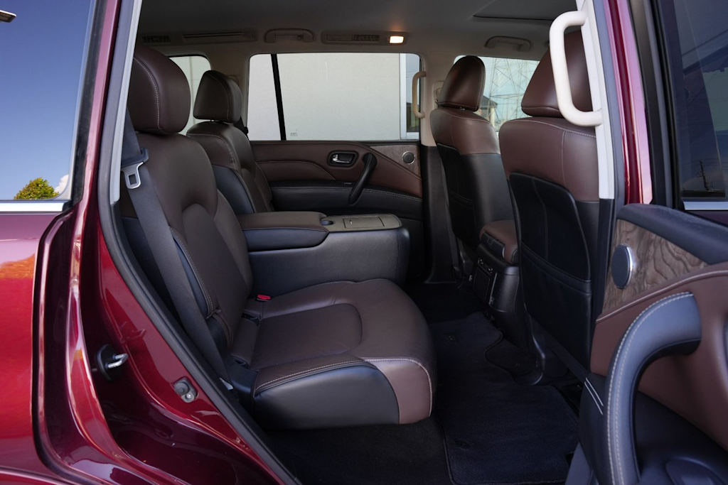 Thumbnail: 2021 INFINITI QX80 - 25