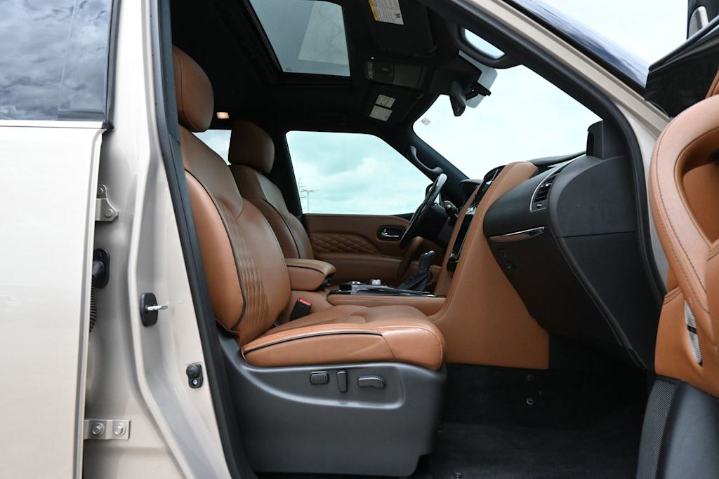 Thumbnail: 2021 INFINITI QX80 - 11