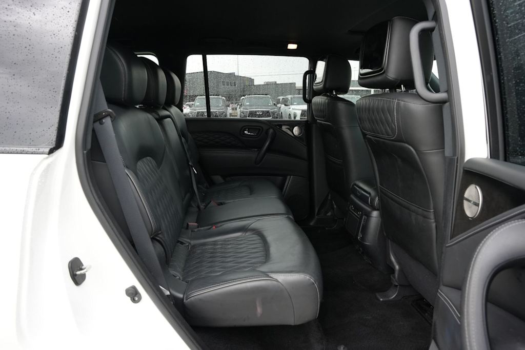 Thumbnail: 2023 INFINITI QX80 - 24