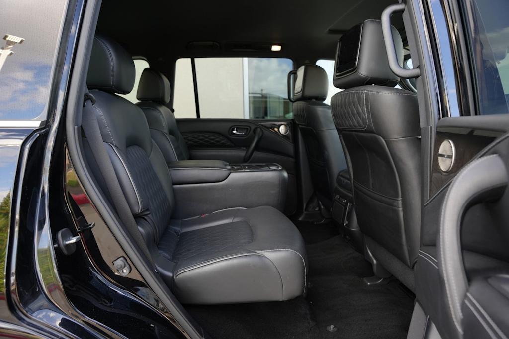Thumbnail: 2022 INFINITI QX80 - 25
