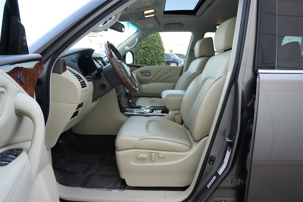 Thumbnail: 2017 INFINITI QX80 - 11