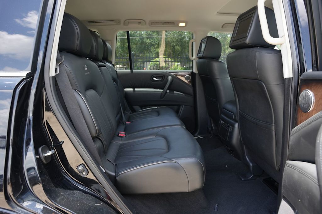 Thumbnail: 2014 INFINITI QX80 - 25
