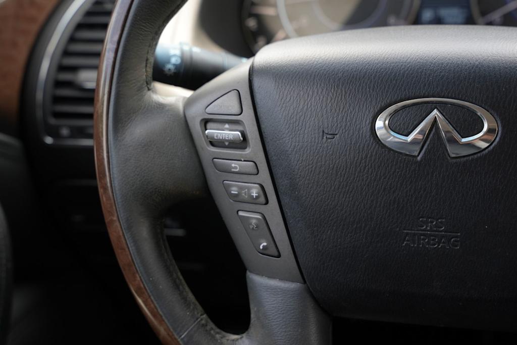 Thumbnail: 2014 INFINITI QX80 - 21