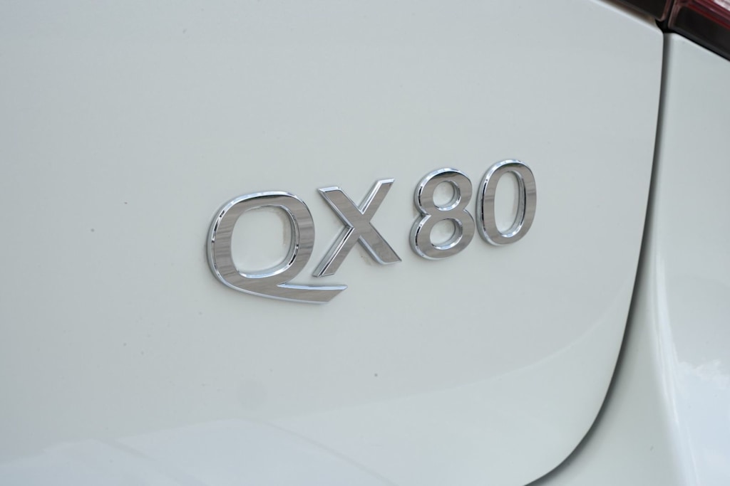 Thumbnail: 2017 INFINITI QX80 - 7