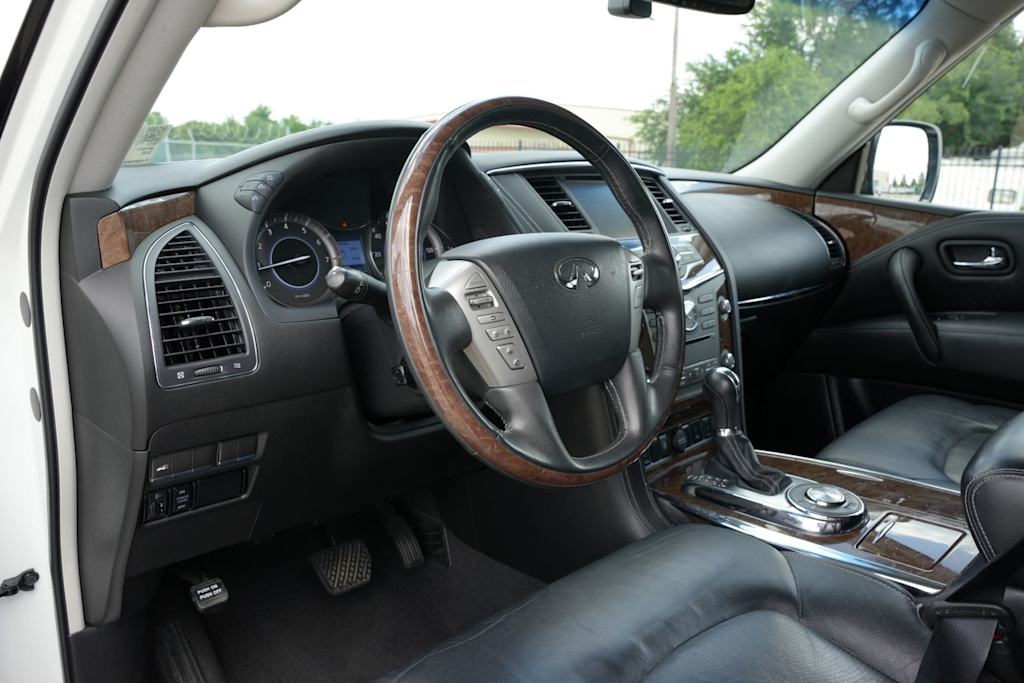 Thumbnail: 2017 INFINITI QX80 - 12