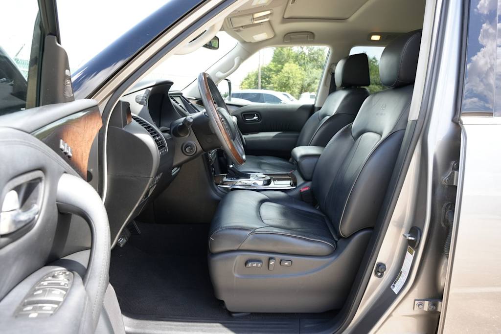 Thumbnail: 2014 INFINITI QX80 - 10