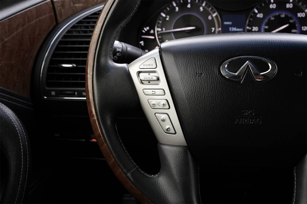 Thumbnail: 2015 INFINITI QX80 - 21