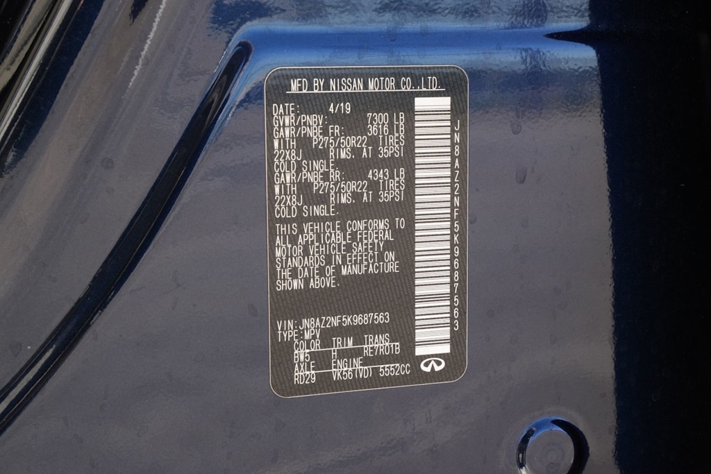 Thumbnail: 2019 INFINITI QX80 - 18