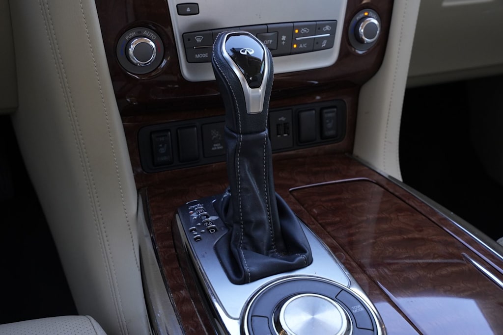 Thumbnail: 2019 INFINITI QX80 - 16