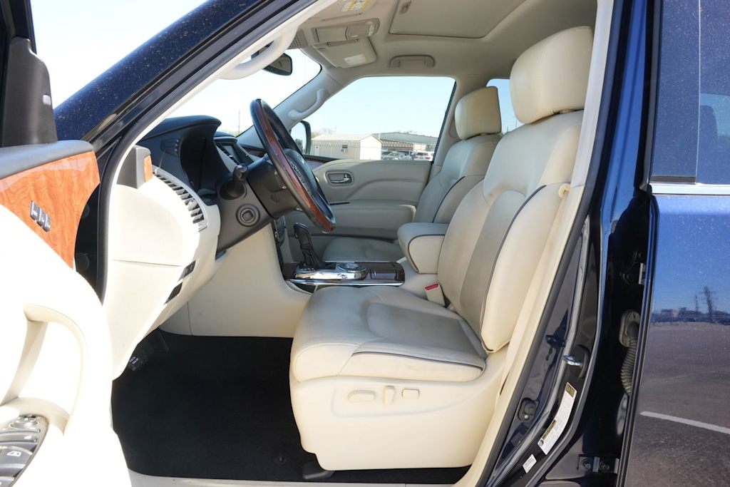 Thumbnail: 2019 INFINITI QX80 - 10