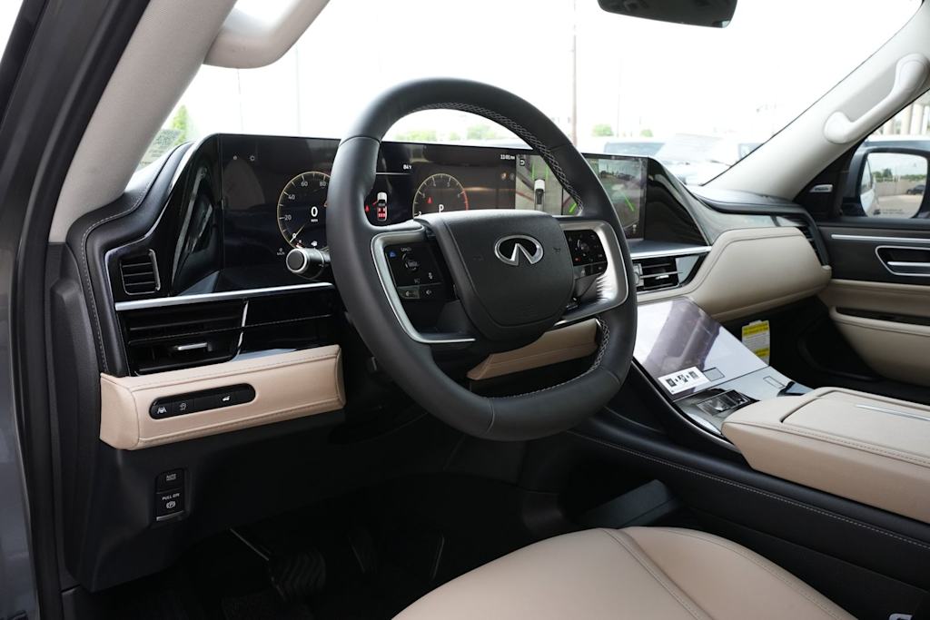 Thumbnail: 2026 INFINITI QX80 - 13