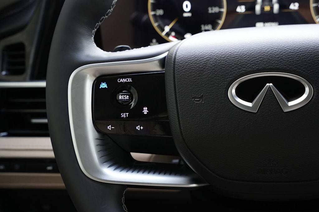 Thumbnail: 2026 INFINITI QX80 - 23