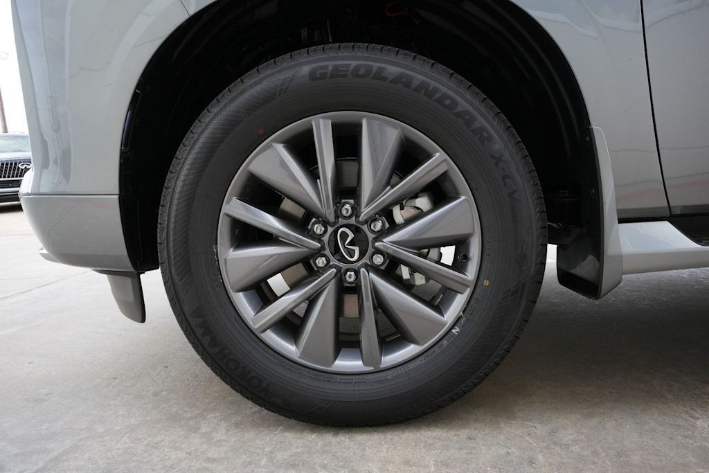 Thumbnail: 2026 INFINITI QX80 - 7