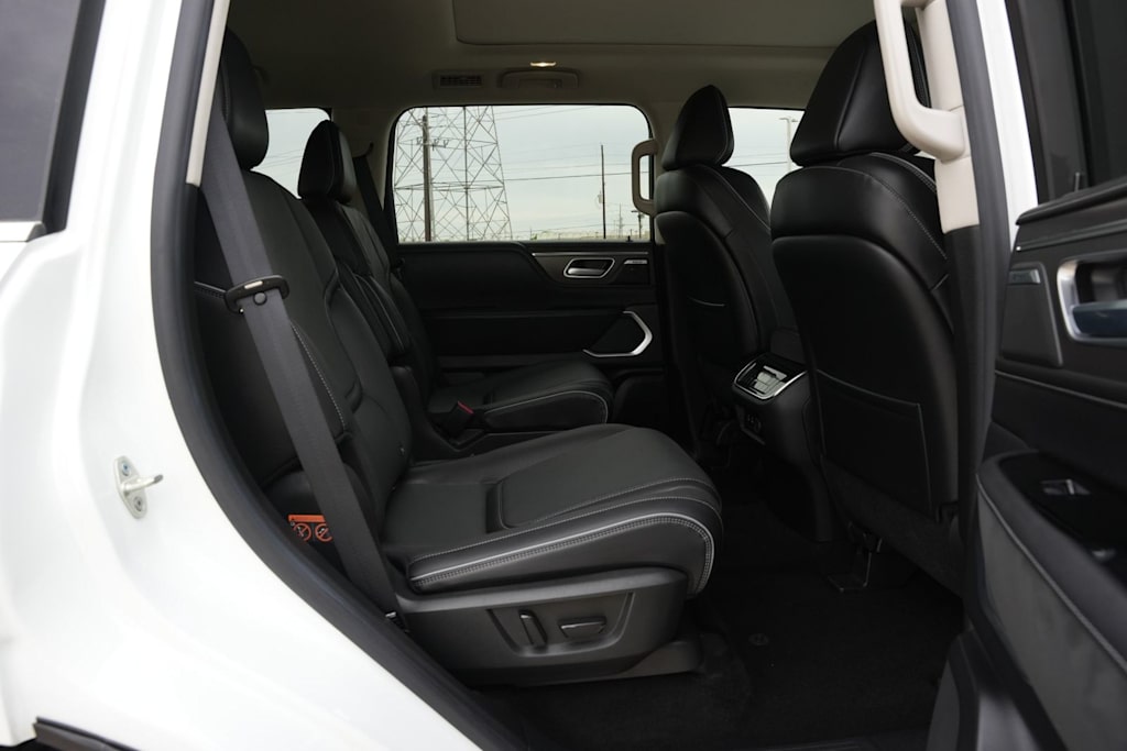 Thumbnail: 2025 INFINITI QX80 - 25