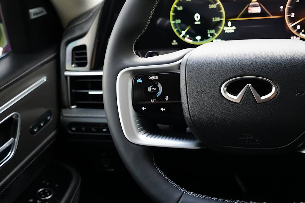 Thumbnail: 2025 INFINITI QX80 - 22
